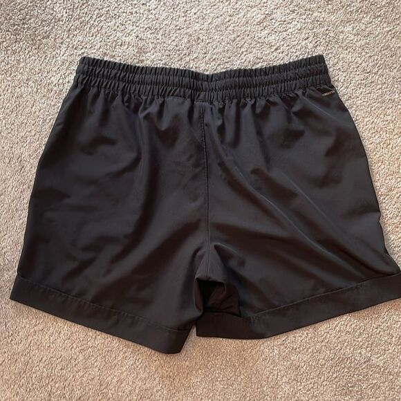 Mondetta Shorts - Picture 6 of 10
